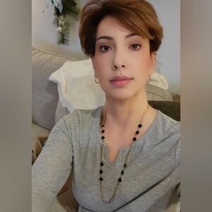 #Vintage #1990s Gold Tone Link Necklace w/Green Teal Blue Faceted Round Stones